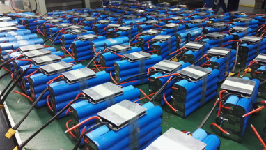 鋰電池太陽(yáng)能路燈廠家發(fā)展前景很好嗎